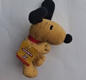 Hallmark Yellow and Black Snoopy Plush Dog Toy with Pink Collar